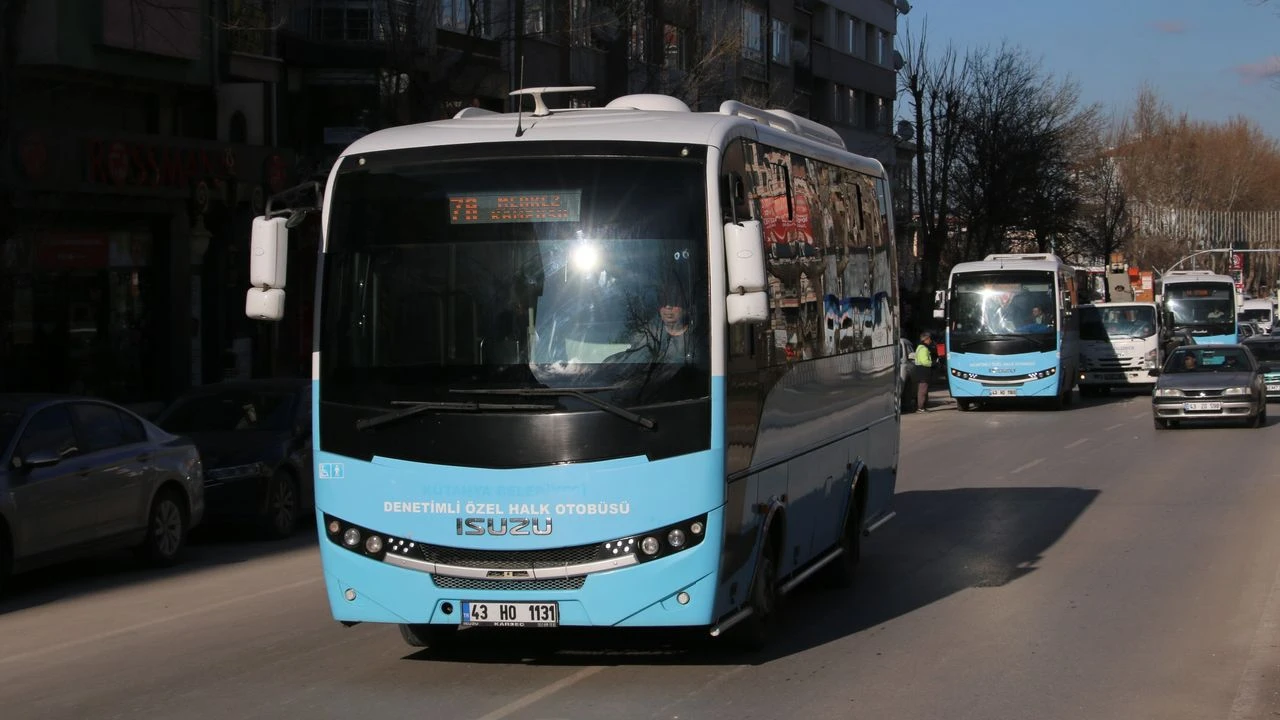 Kütahya’da Şehir Içi Toplu Taşıma Zamlandı (1)