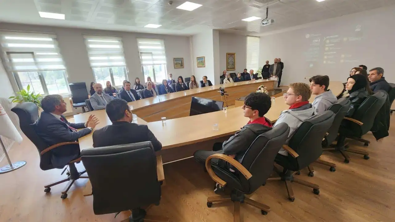 Kütahya’da Tübi̇tak Başarısı Ödülle Taçlandırıldı 3