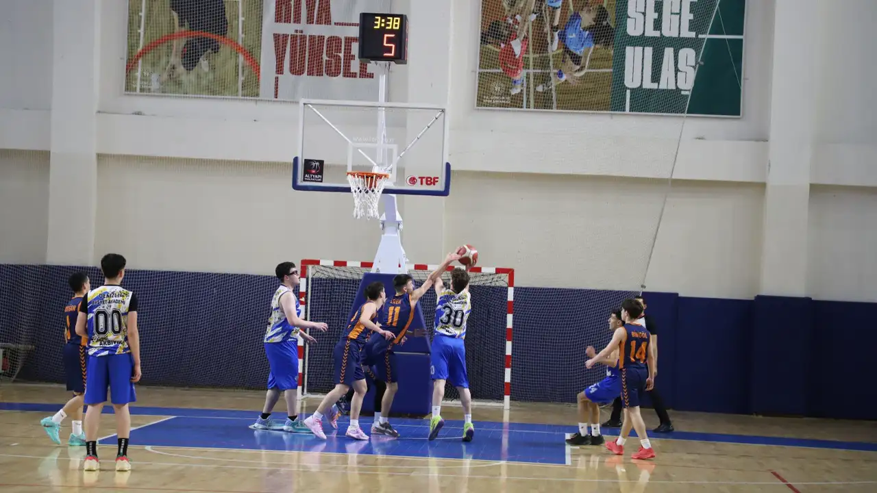 Kütahya’da U16 Basketbol Heyecanı Başladı 1