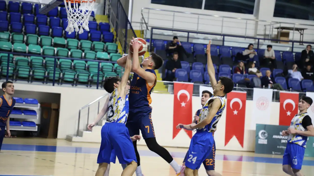 Kütahya’da U16 Basketbol Heyecanı Başladı 3