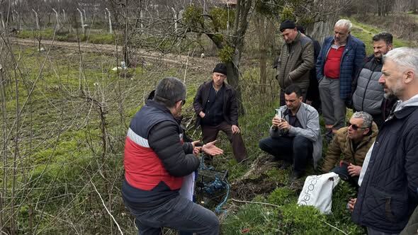 Kütahya’da Üreticilere Budama Ve Aşılama Eğitimi 1