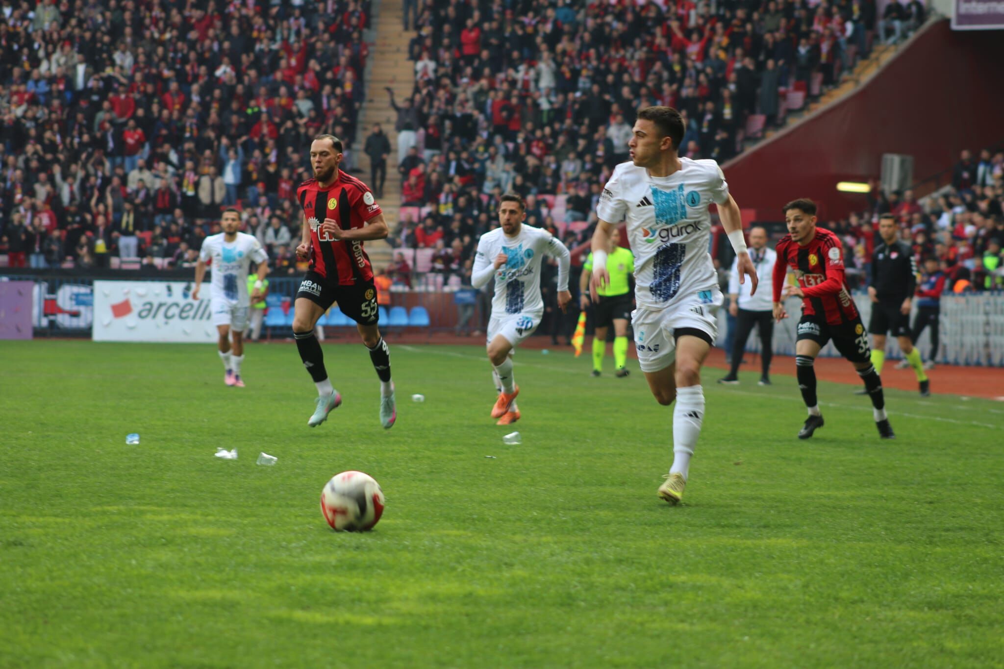 Kütahyaspor, Deplasmanda Ilk Yarıda Geride (4)