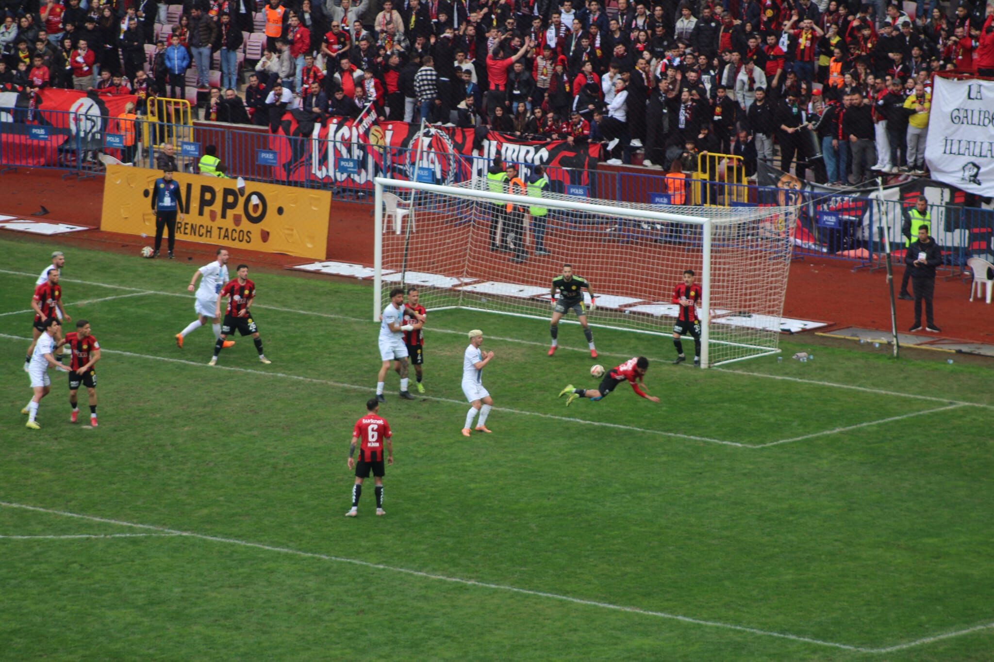 Kütahyaspor Şampiyonluğu Haftaya Bıraktı (2)