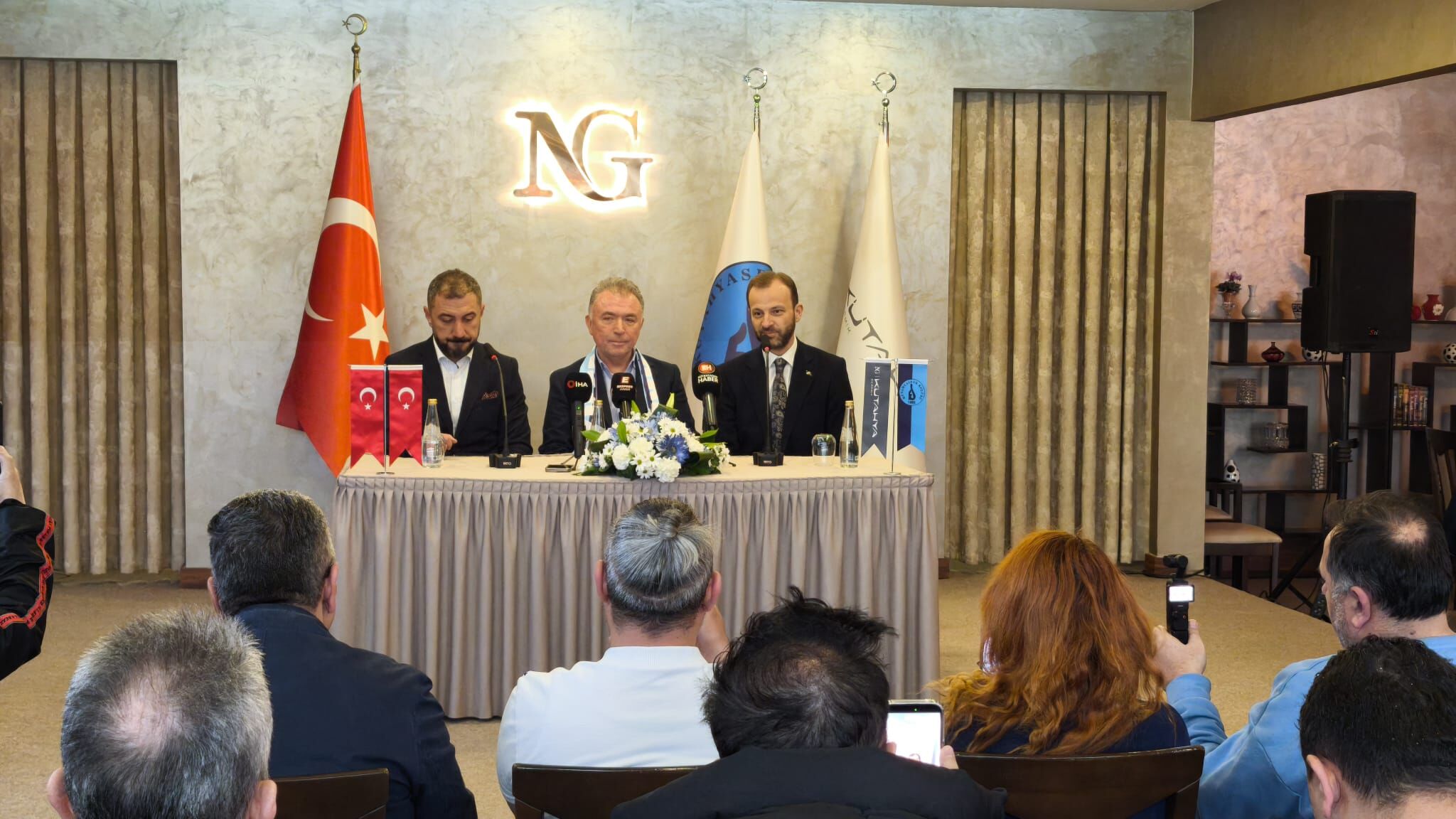 Kütahyaspor'da Beklenen Açıklama Yapıldı (2)