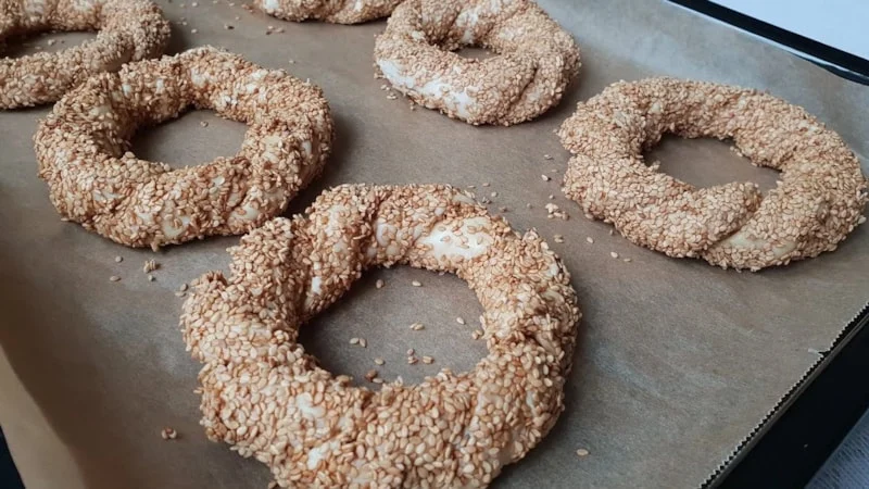 Milföy Simit Tarifi Kahvaltılara Pratik Lezzet1