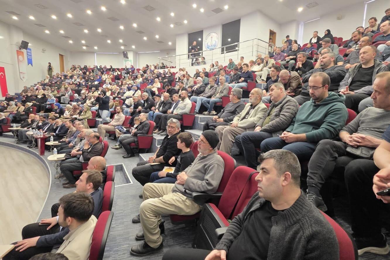 Modern Dünyada Aile Kalabilmek Söyleşisi Kütahya’da3