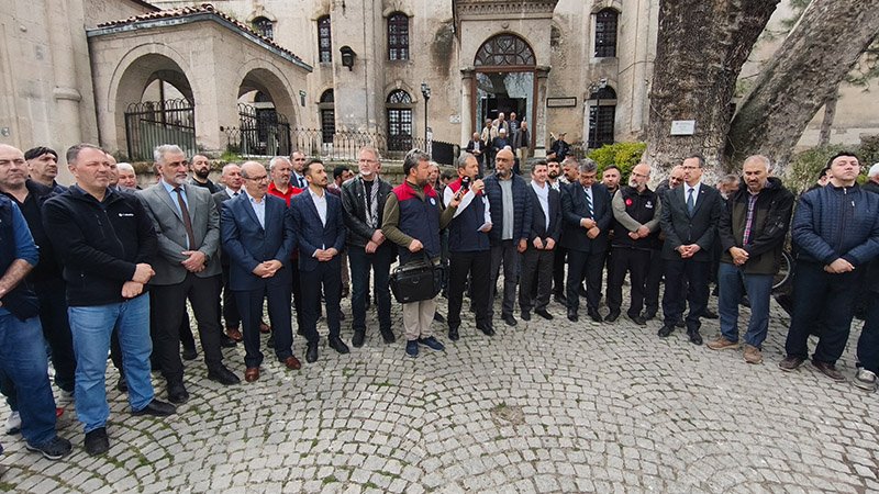 Okul Saldırılarında Ölenler Için Kütahya'da Gıyabi Cenaze Namazı Kılındı (5)