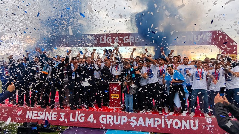 Şampiyon Kütahyaspor, Kupasına Kavuştu (7)