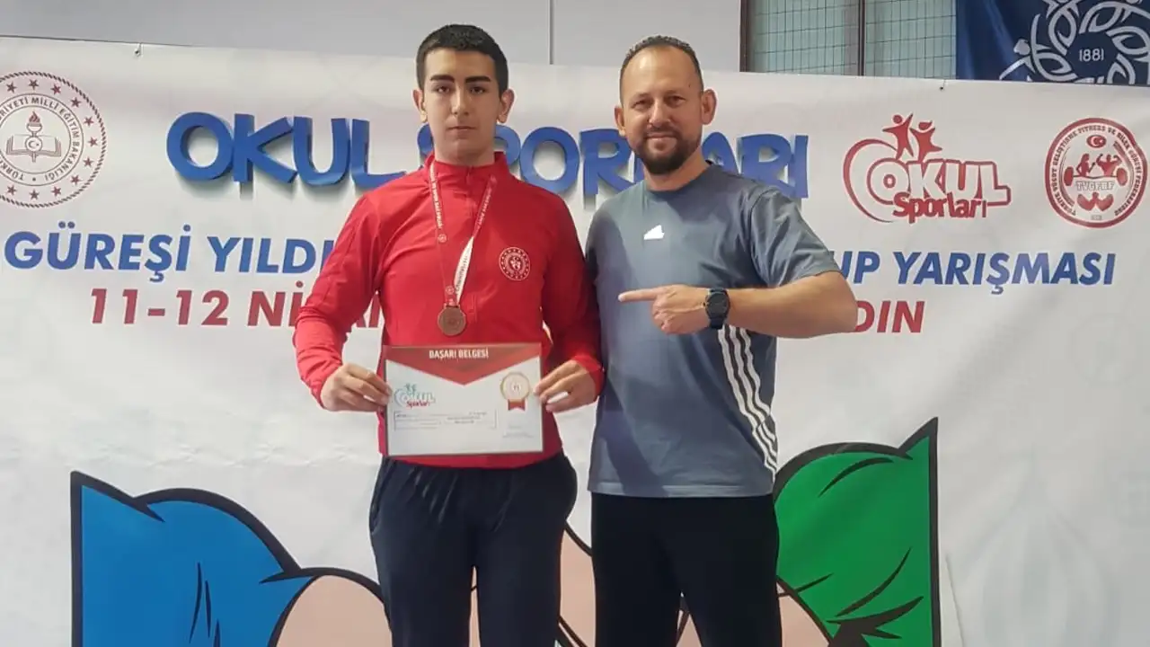 Tavşanlı’dan Bilek Güreşinde Büyük Başarı 2