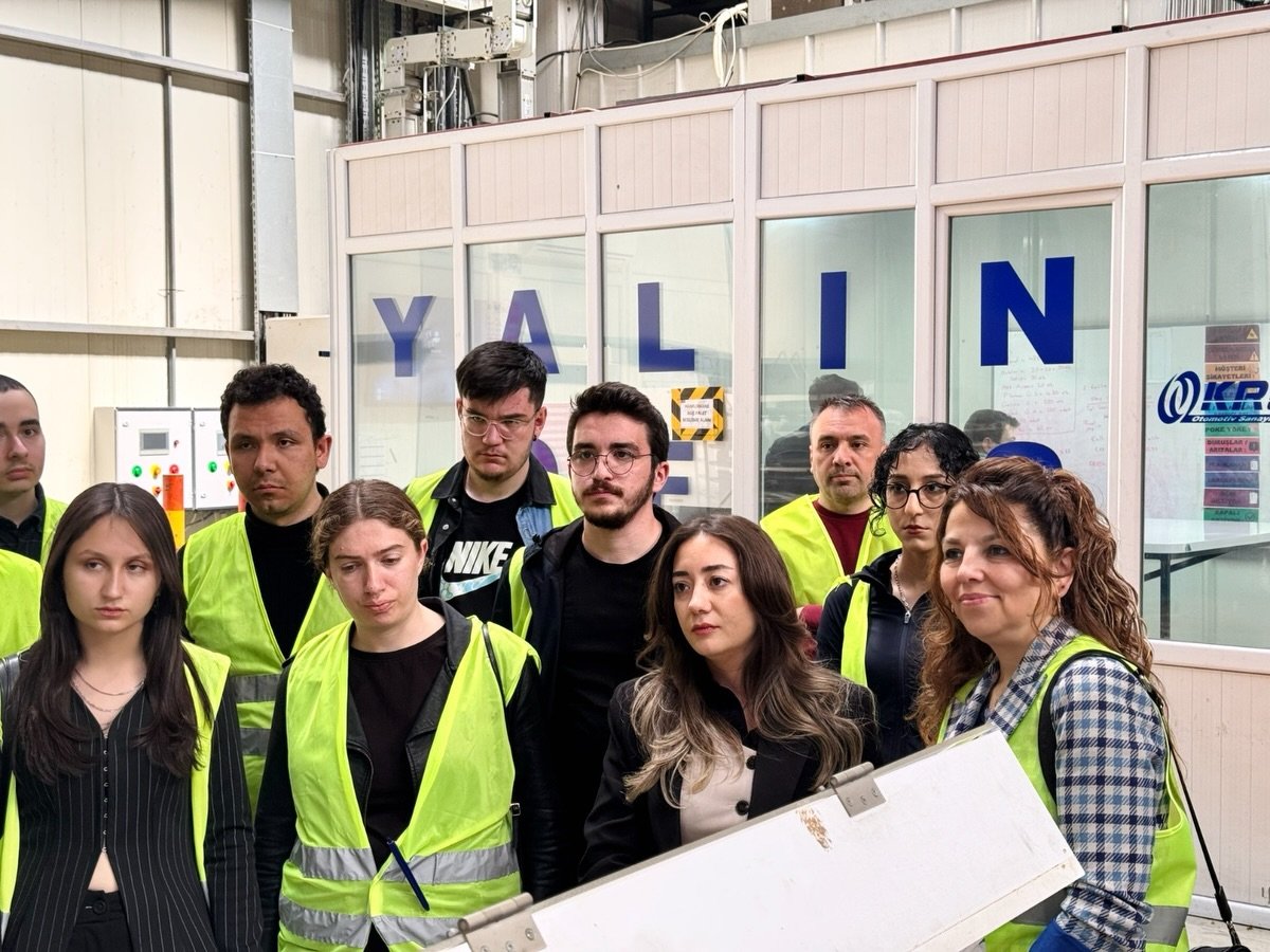 Üniversiteliler Sanayiyi Yerinde Tanıyor4