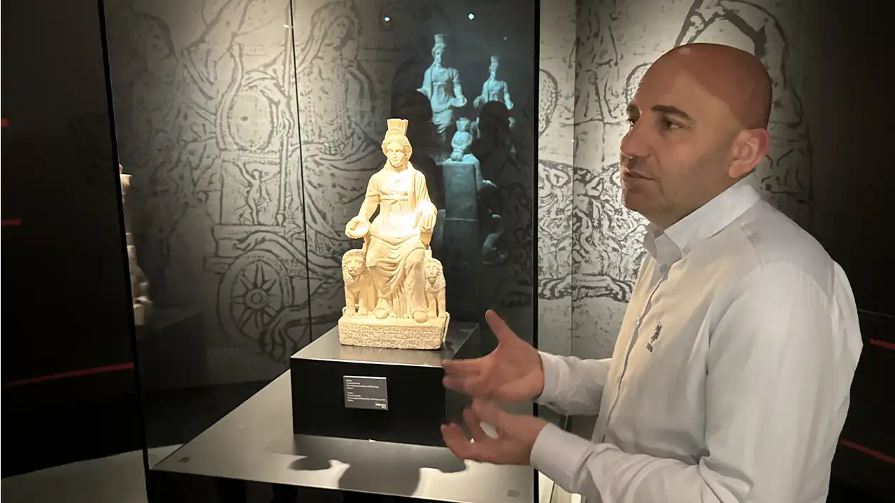 Afyonkarahisar Müzesi Mitolojik Heykellerle Ilgi Görüyor 1