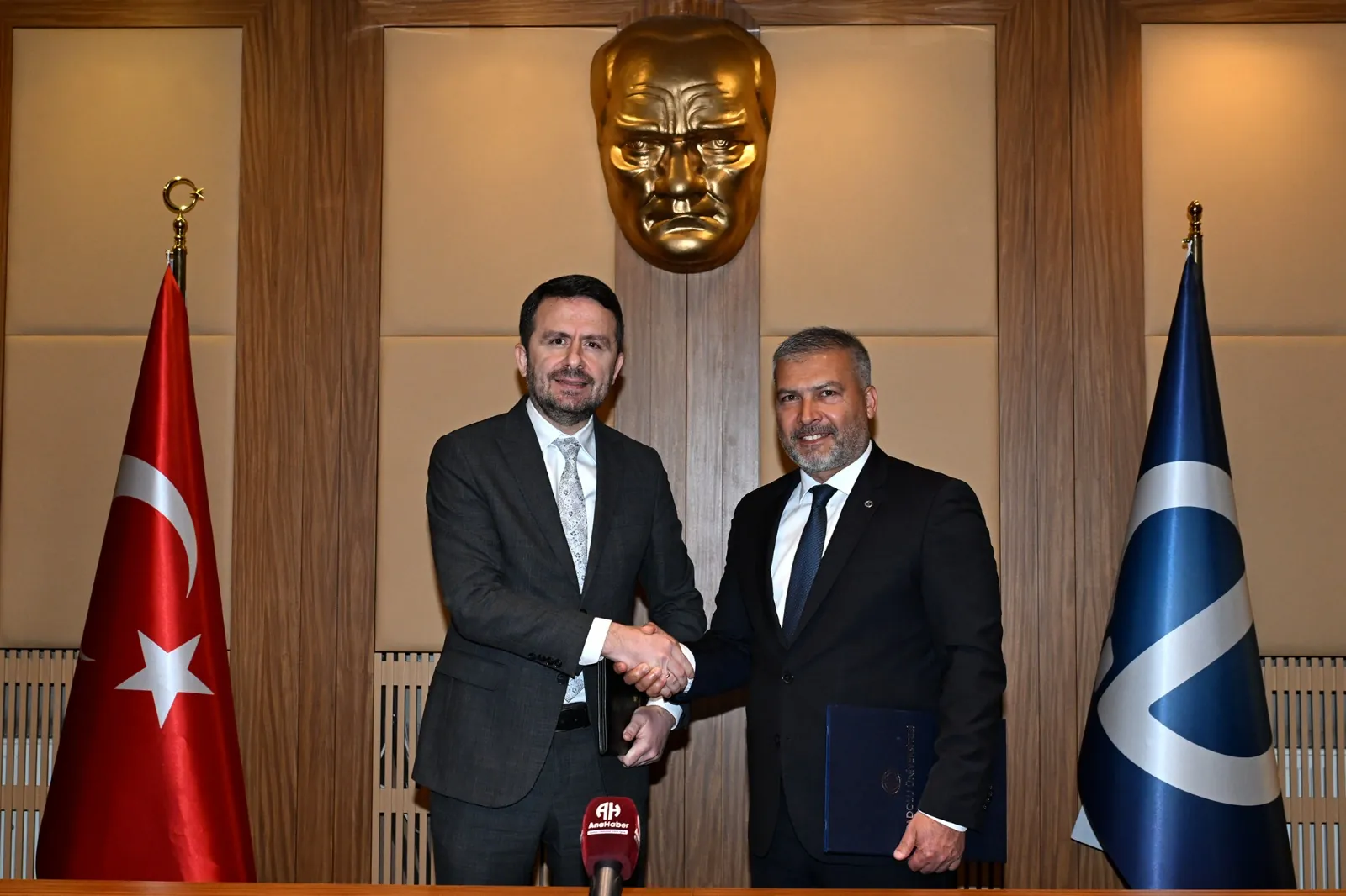 Bi̇k Ve Anadolu Üniversitesi Işbirliği Protokolü Imzaladı 2