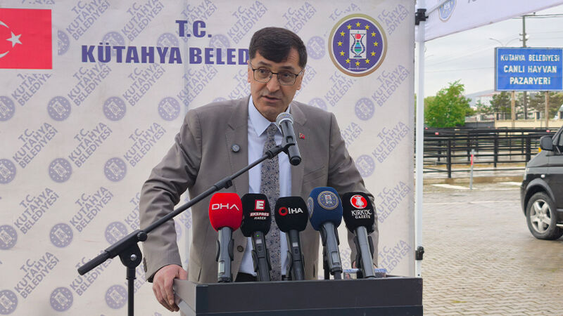 Kütahya Canlı Hayvan Pazarı Dualarla Açıldı (5)