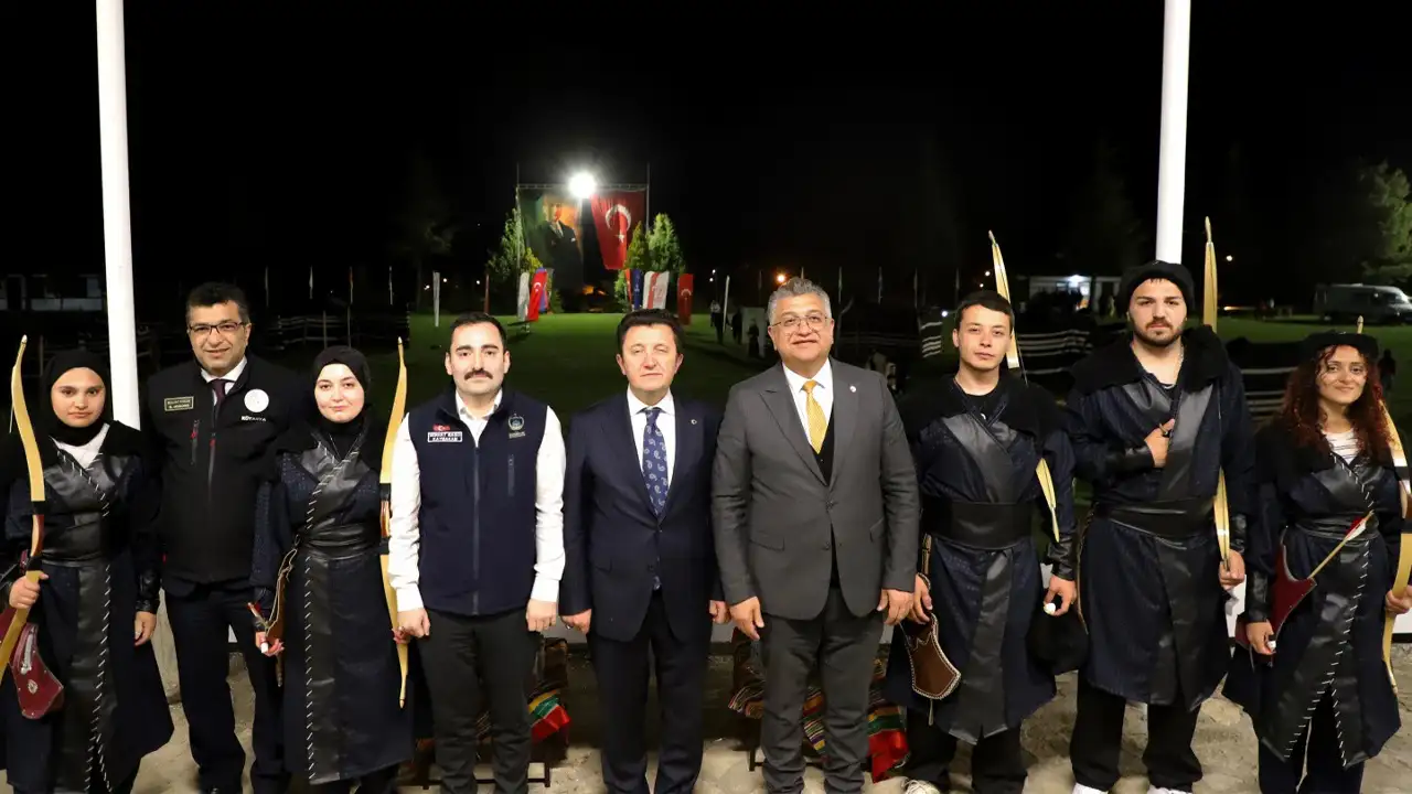 Kütahya Domaniç’te Gençlere Tarih Ve Medeniyet Gezisi 1