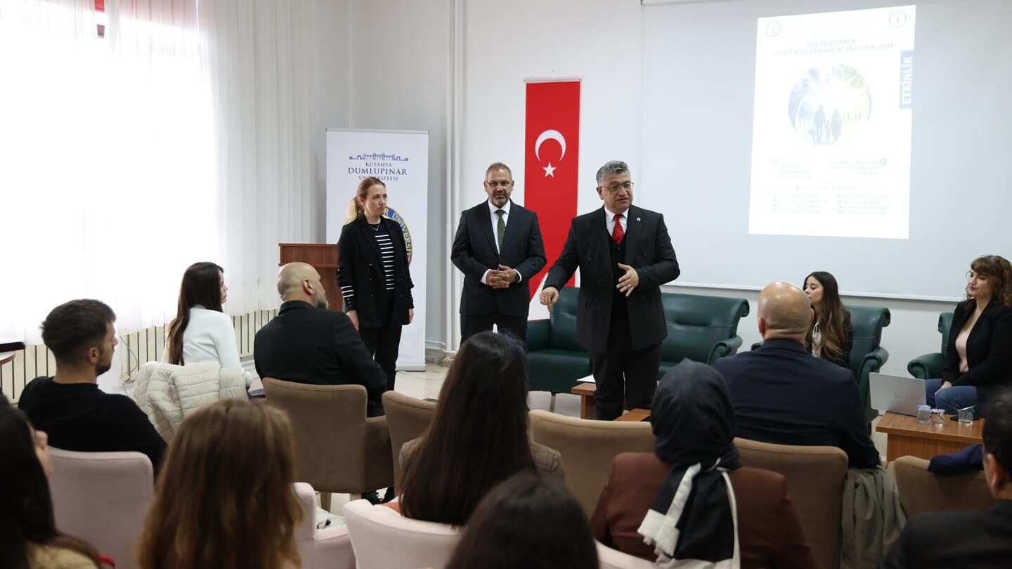 Kütahya Dpü’de “Göç Ve Güvenlik” Etkinliği Düzenlendi2