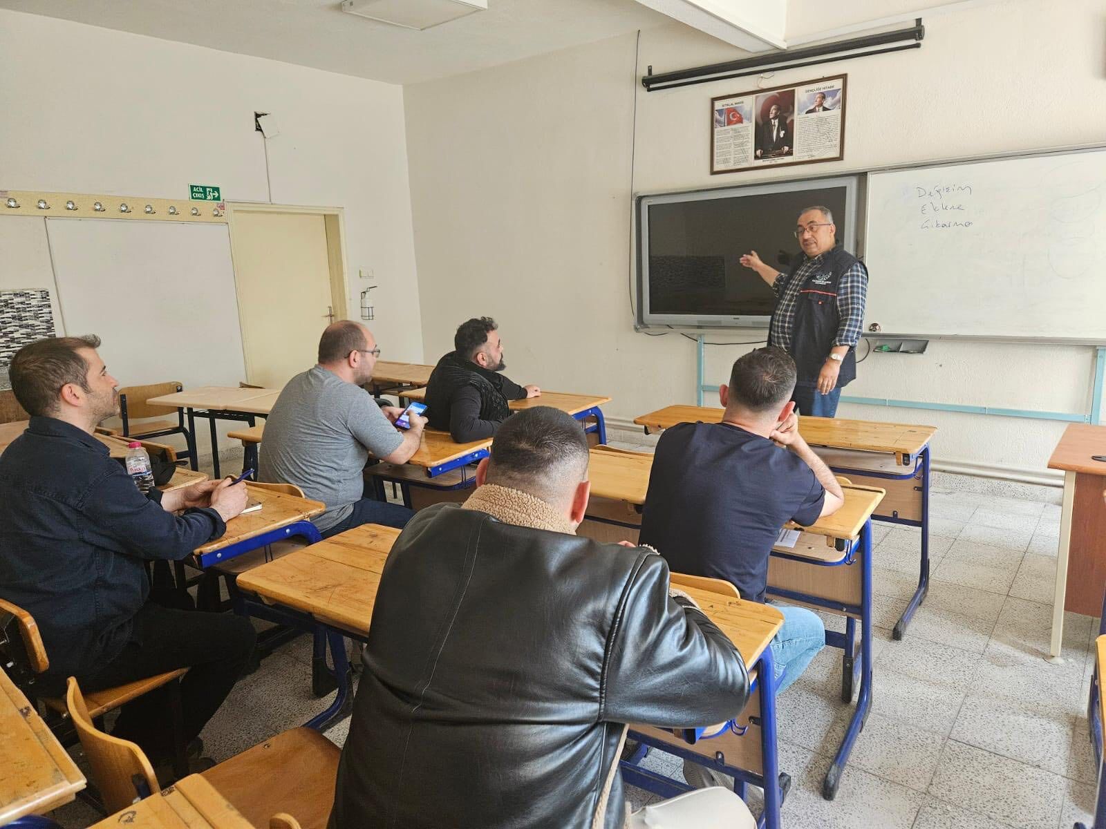 Kütahya Emet’te Kurban Kesim Elemanı Kursu Düzenlendi4