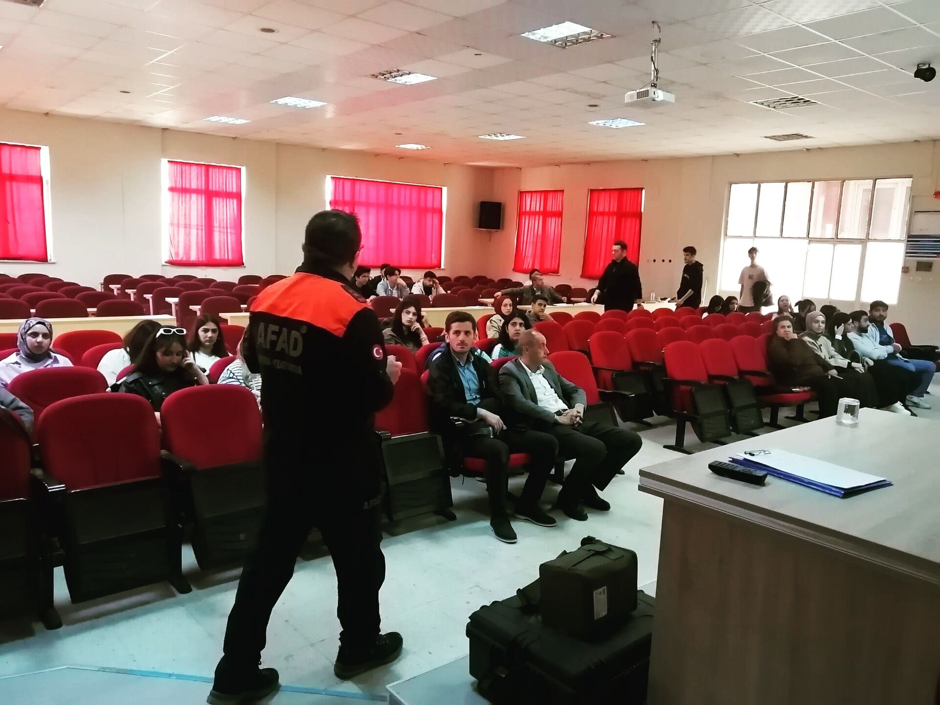 Kütahya Şaphane’de Myo Öğrencilerine Kbrn Farkındalık Eğitimi (3)
