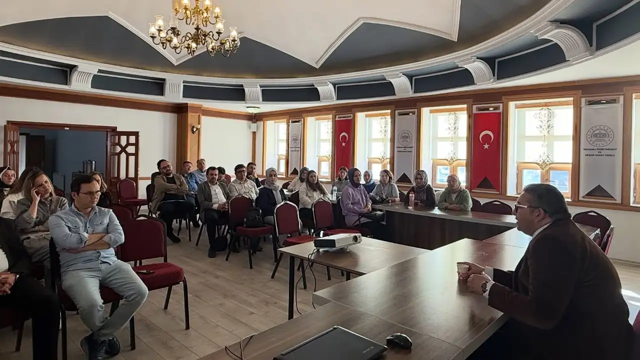 Kütahya Tavşanlı’da Öğretmenlere Mesleki Gelişim Semineri 1