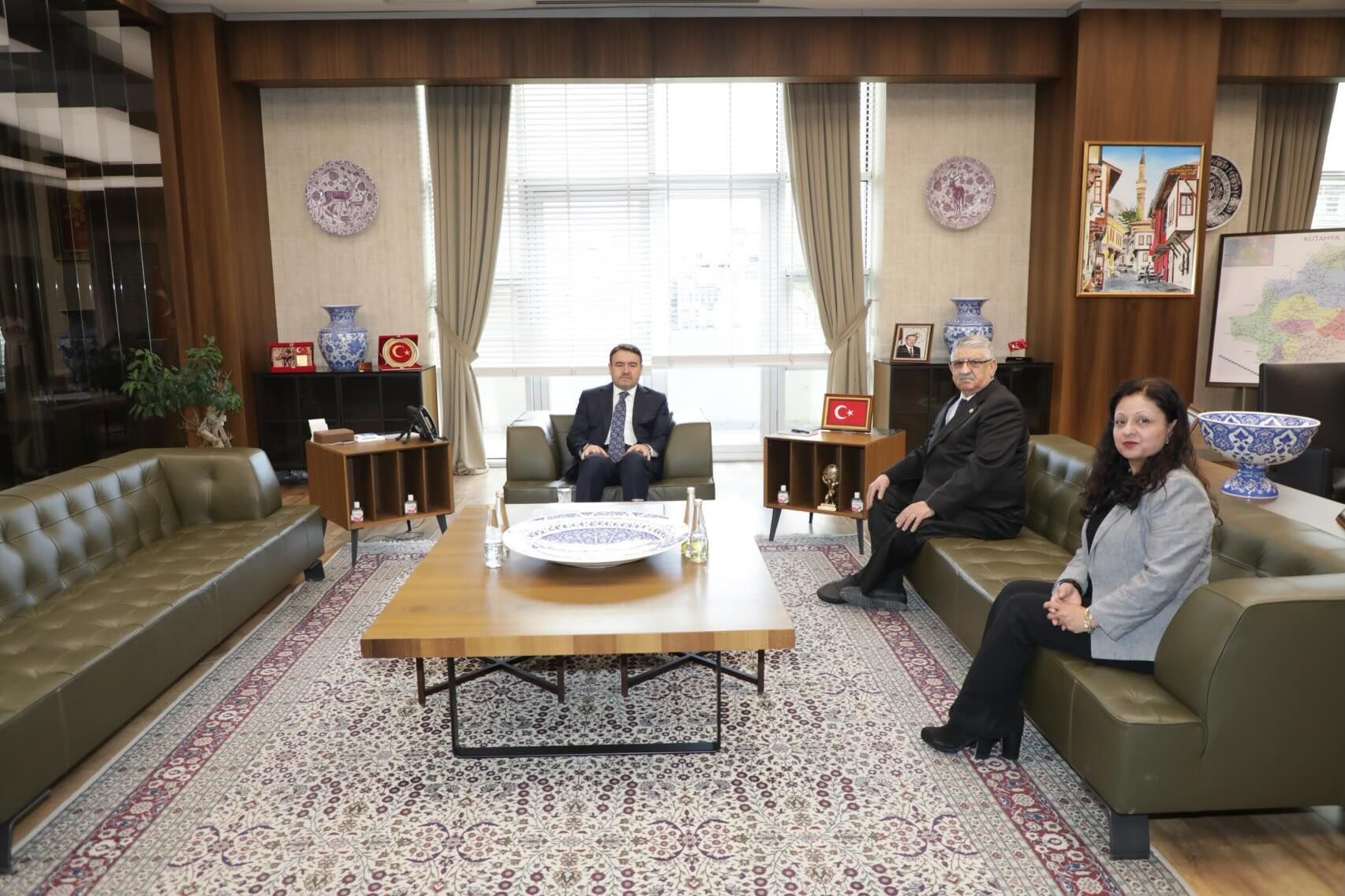 Kütahya Valisi Işın’dan Çiftçilere Kutlama Mesajı
