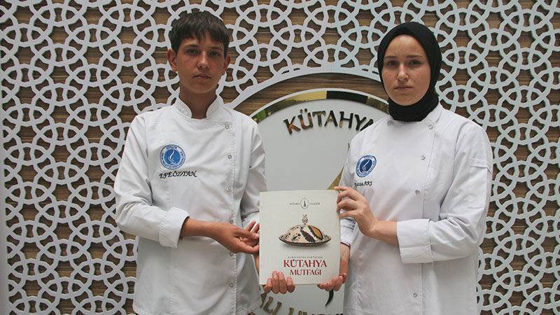 Kütahya Yöresel Lezzetleri Kütahya Mutfağı Kitabında (4)