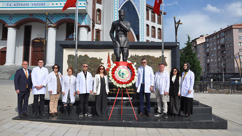 Kütahya’da 14 Mayıs Eczacılar Günü Kutlandı (2)