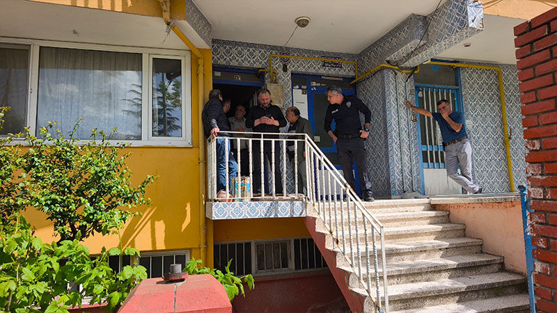 Kütahya'da Bir Kişi Arkadaşı Tarafından Ölü Bulundu (3)