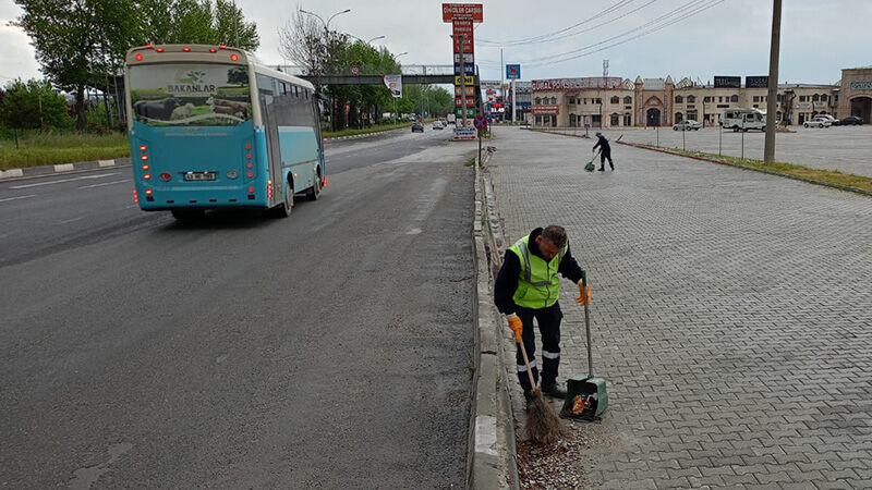 Kütahya’da Çiniciler Çarşısı Çevresinde Bayram Temizliği (3)