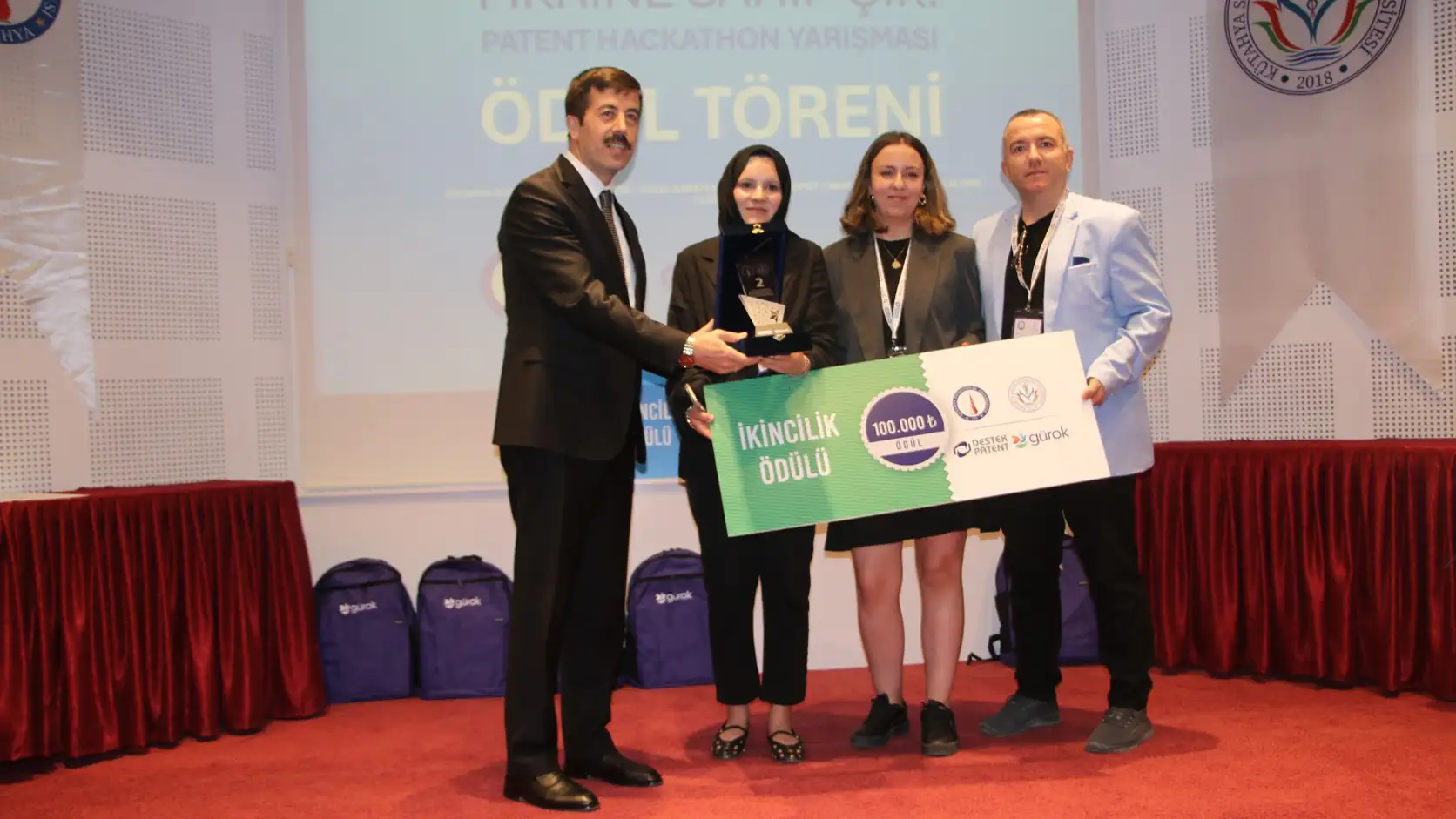 Kütahya’da “Fikrine Sahip Çık Patent Hackathon Yarışması”Nın Ödülleri Verildi4
