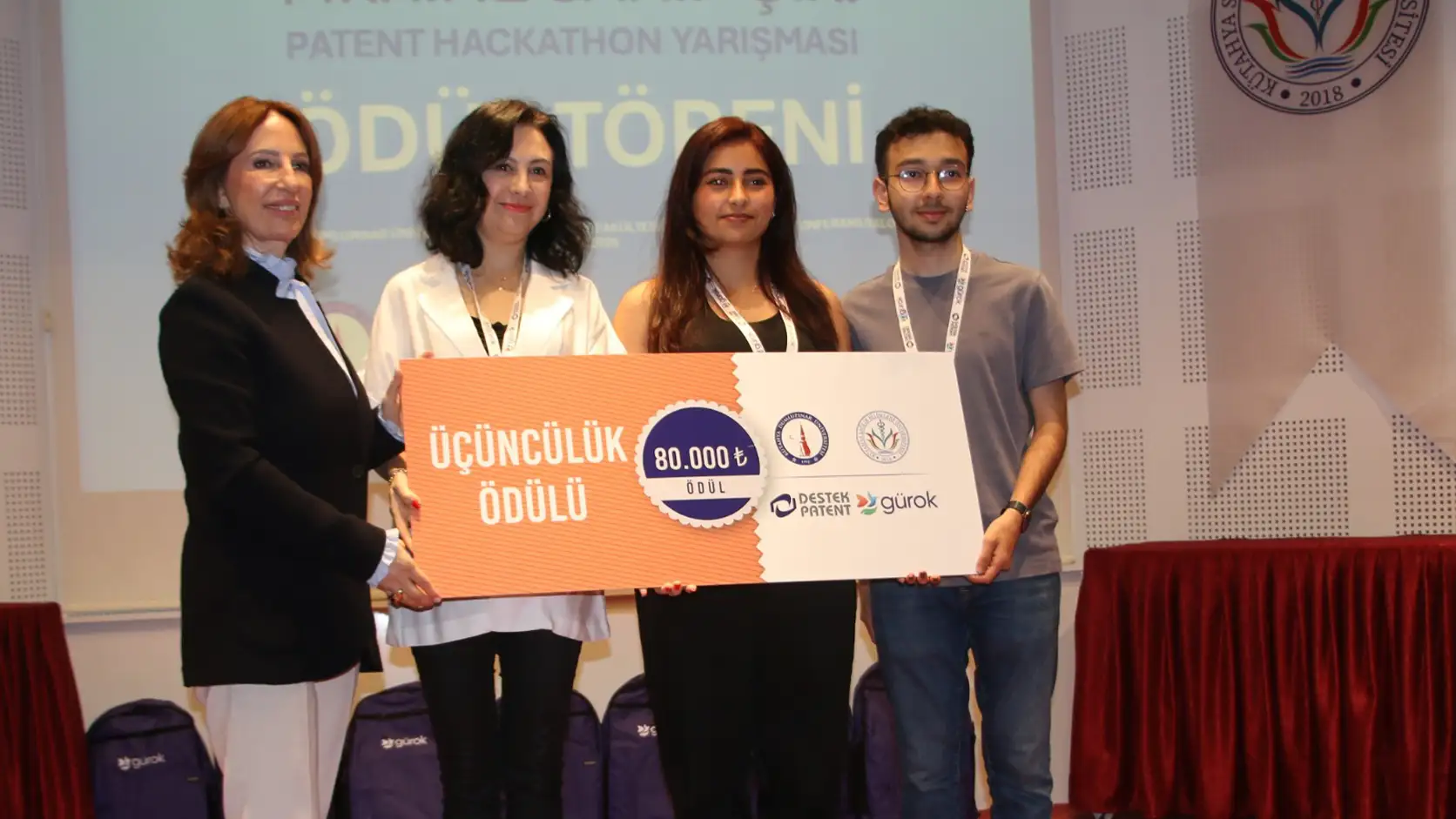 Kütahya’da “Fikrine Sahip Çık Patent Hackathon Yarışması”Nın Ödülleri Verildi6
