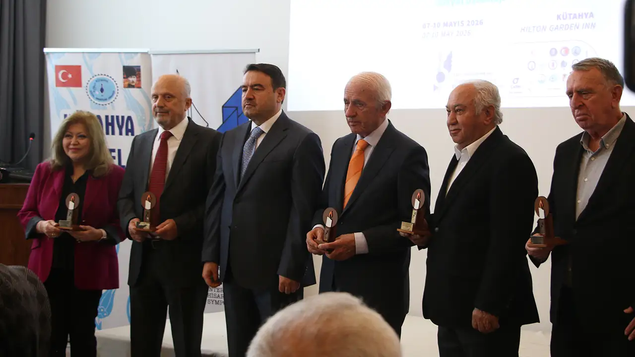 Kütahya’da Hisarlı Ahmet Sempozyumu Başladı3