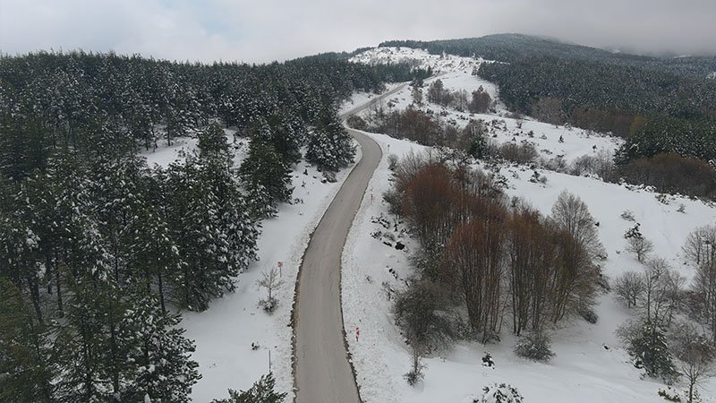 Kütahya’da Kar, Yüksek Kesimleri Beyaza Bürüdü (7)