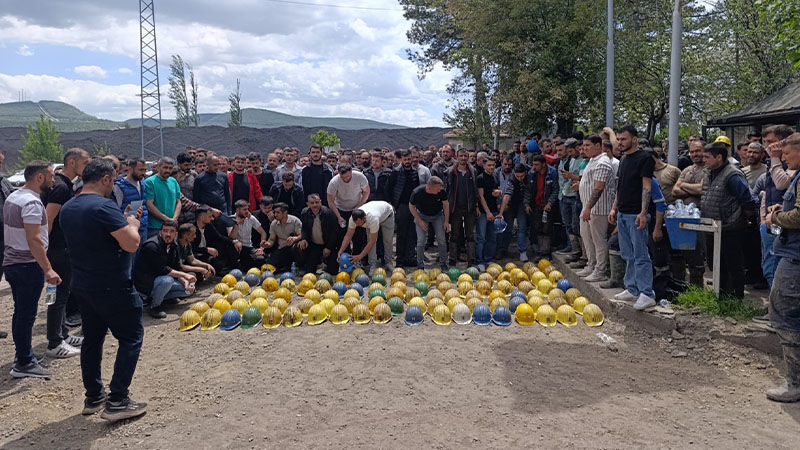 Kütahya'da Maden Işçilerinden Düzensiz Maaş Eylemi (3)