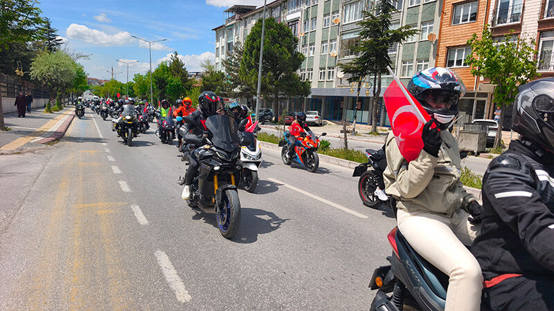Kütahya’da Motosiklet Tutkunları 19 Mayıs Kortejinde (4)