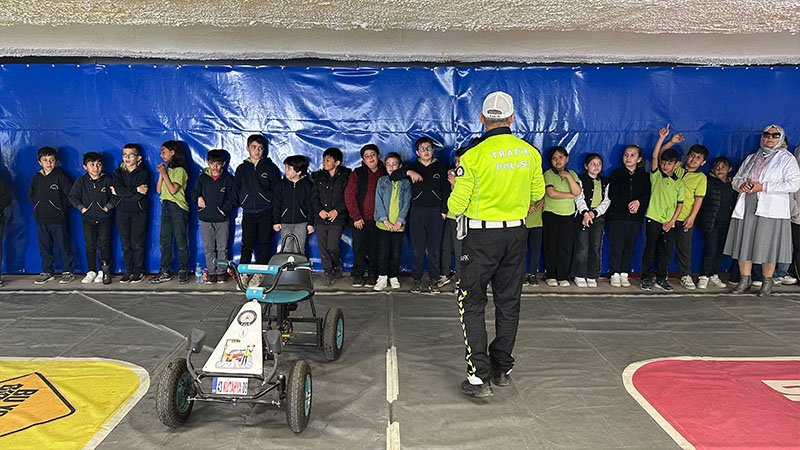 Kütahya’da Öğrenciler Hem Eğlendi Hem Öğrendi (4)