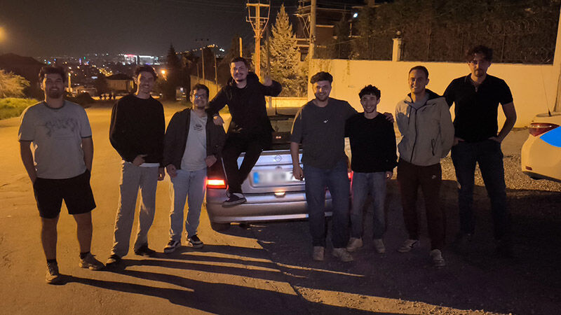 Kütahya'da Otomobilden Inenleri Görünce Polis Şok Oldu (5)