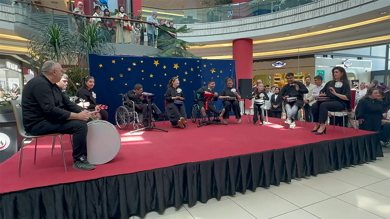 Kütahya’da Özel Öğrencilerin Mezuniyet Heyecanı6