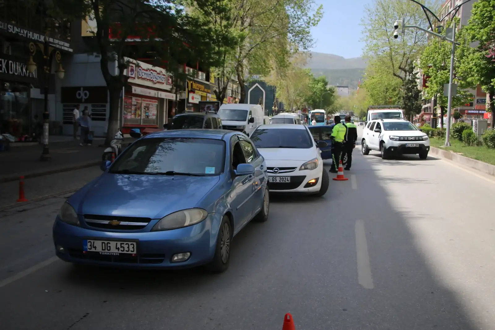 Kütahya’da Polis Ekipleri Bayram Öncesi Denetimde