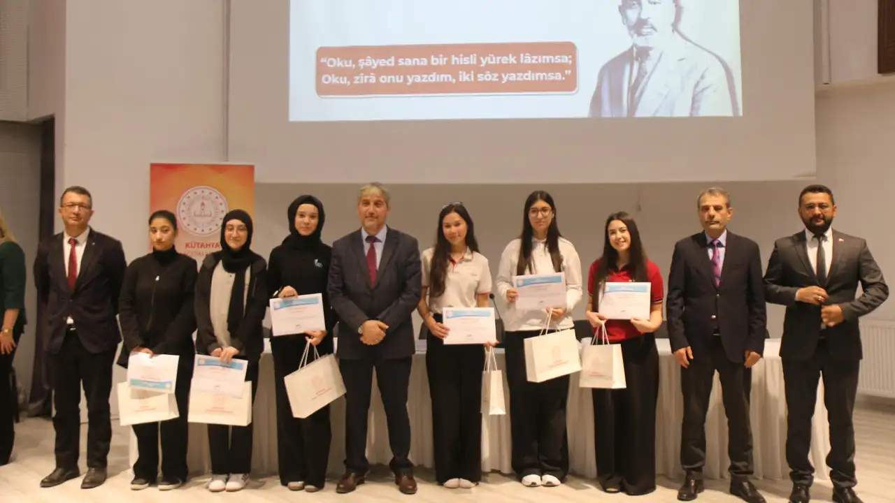 Kütahya’da Safahat Okumaları Il Finali Yapıldı 1