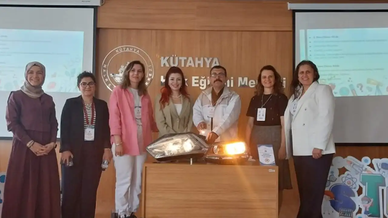Kütahya’da Scientix Stem Çalıştayı Düzenlendi 4