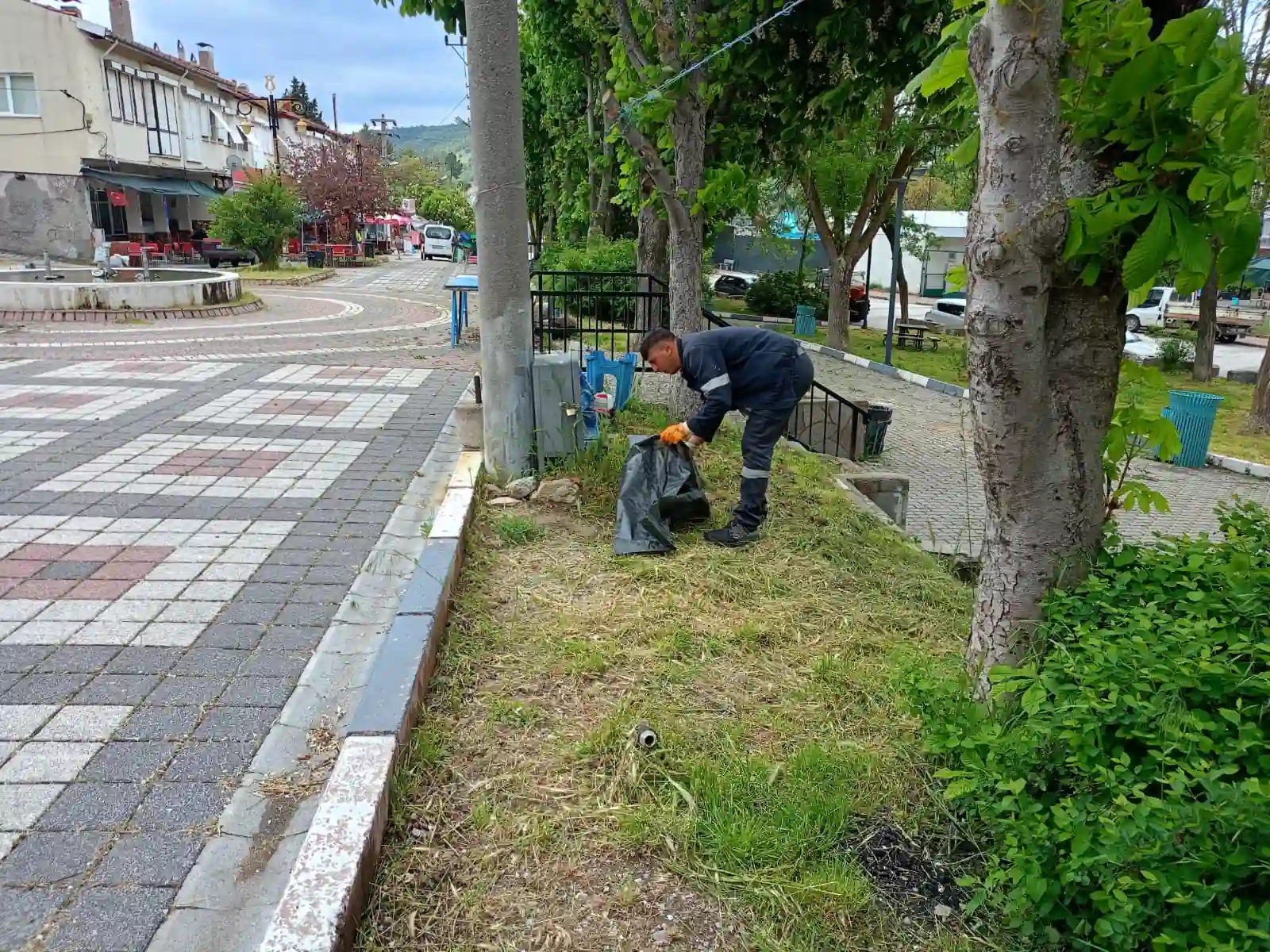 Kütahya’da Temizlik Ekipleri Bayramda Da Mesaide