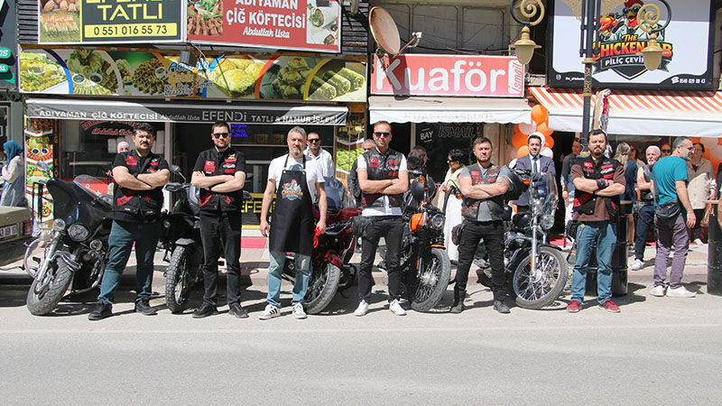 Kütahya’da “The Chicken Lab Piliç Çevirme” Hizmete Açıldı (1)