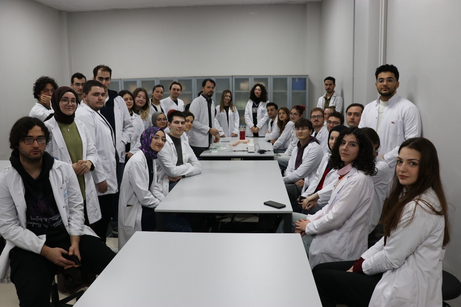 Kütahya'da Tıp Öğrencileri Simülasyon Merkezinde Doktorluğa Hazırlanıyor (5)