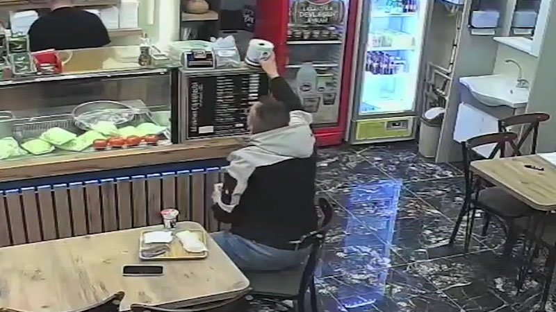 Kütahya’da Vicdansızlar Bunu Da Yaptı, Yardım Kutularını Çalıyorlar (3)