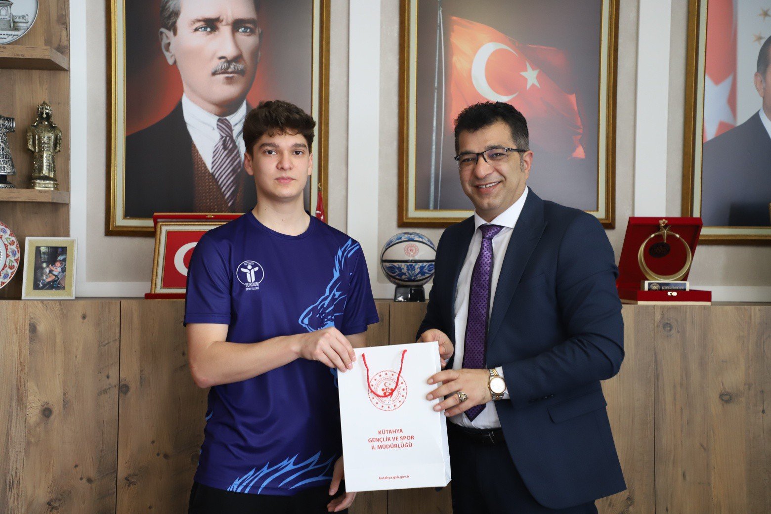 Kütahyalı Badmintonculardan Türkiye Ikinciliği1