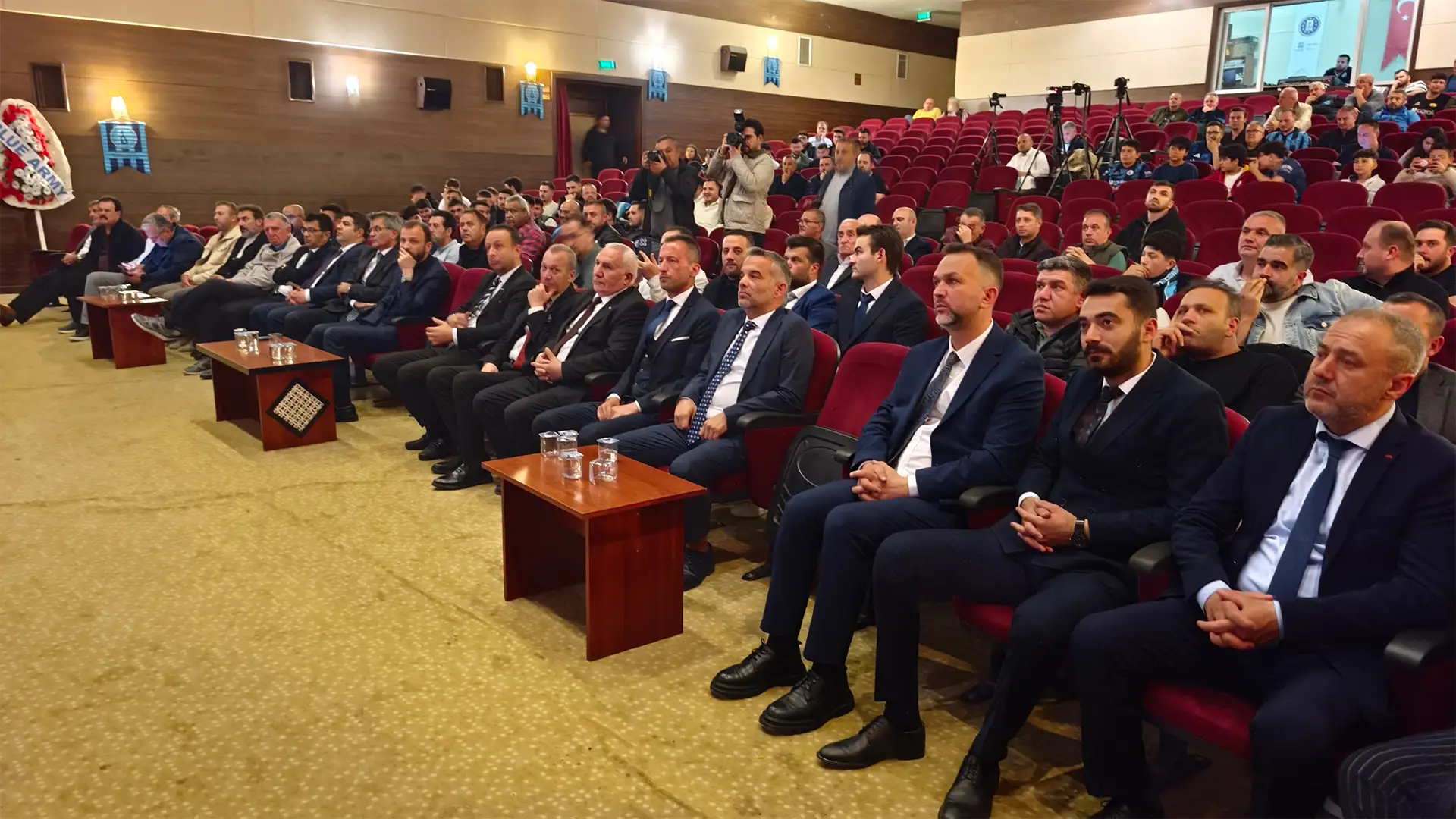 Kütahyaspor’da Olağanüstü Genel Kurul Tamamlandı5