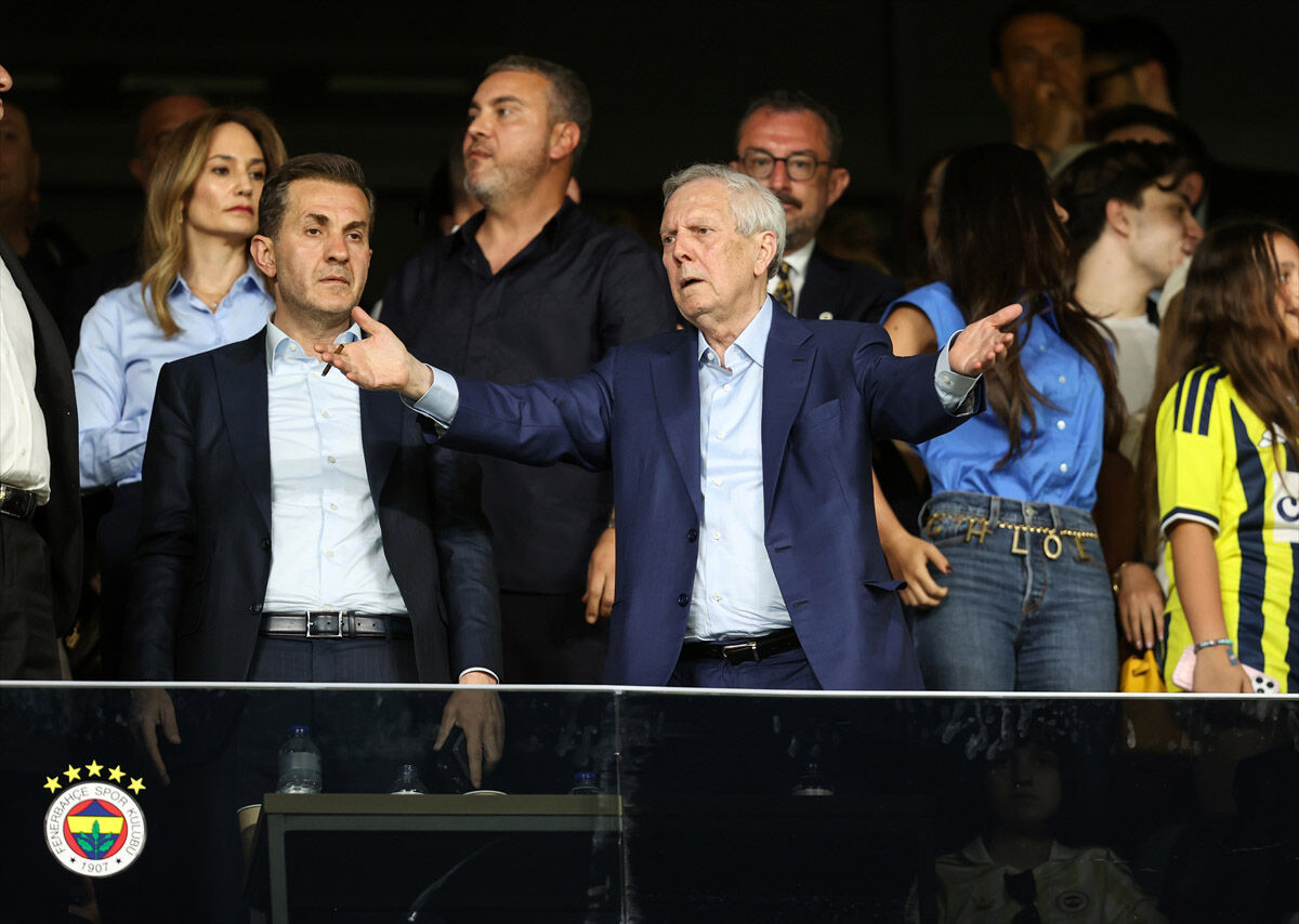 Aziz Yıldırım Yeniden Fenerbahçe Başkanı Oldu (1)