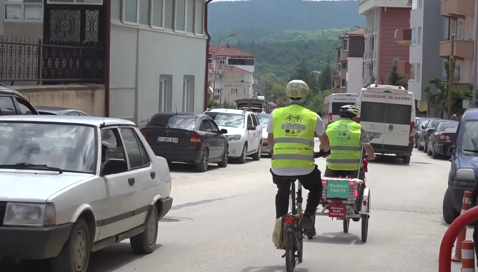 Bilecik’te 86 Yaşındaki Bisiklet Tutkunu Farkındalık Için Pedal Çeviriyor (3)