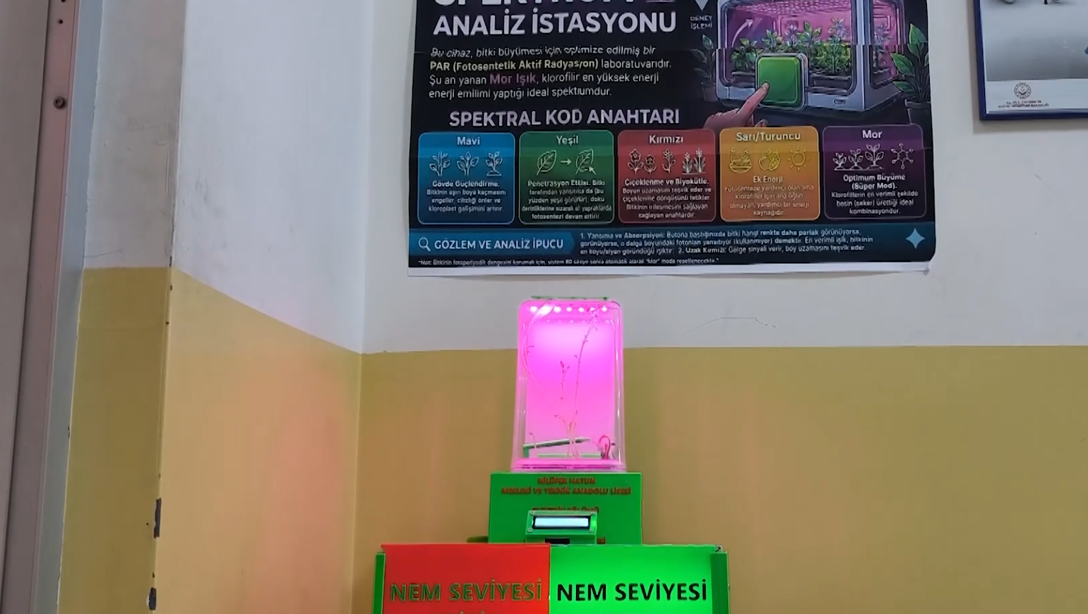 Bilecik’te Meslek Liseliler Bitki Yetiştirme Makinesi Geliştirdi