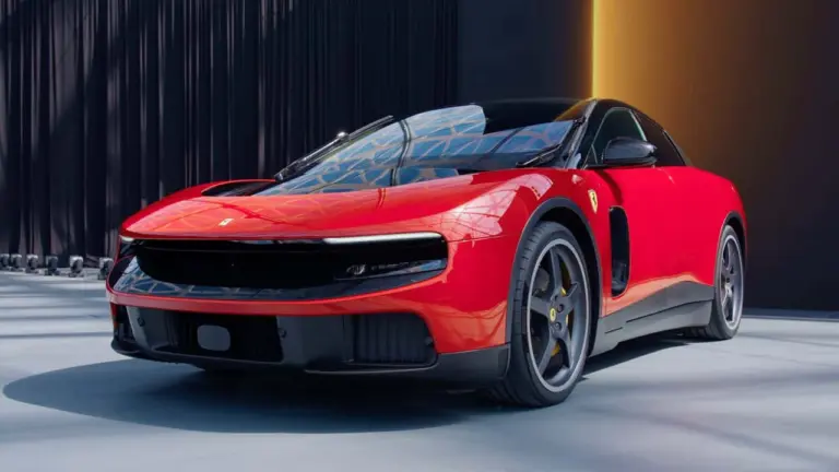 Ferrari Ve Lamborghini Elektrikli Dönüşümde Karşı Karşıya 1