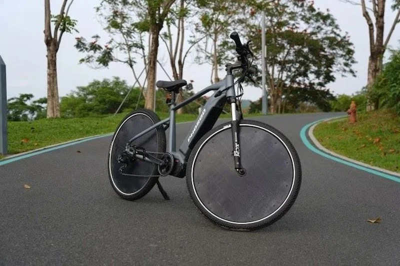 Güneş Enerjili Bisiklet 193 Km Menzil Sunuyor